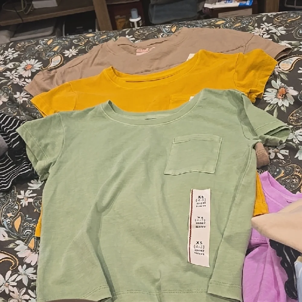 New 3 Shirt Lot Girls Size Xs